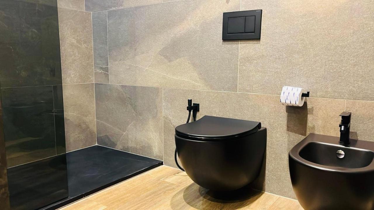 Palazzo Gatto Bianco Hotel Bari Kültér fotó
