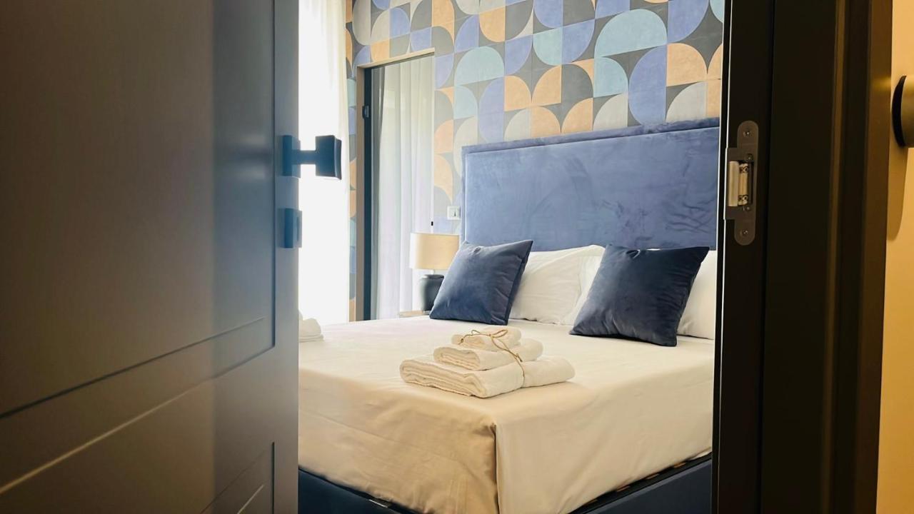 Palazzo Gatto Bianco Hotel Bari Kültér fotó